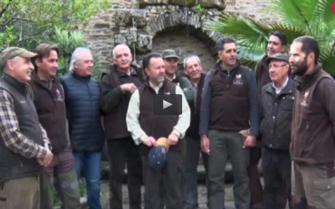 CAZANDO PERDICES CON MIGUEL INDURAIN, AGUARDO CON ARCO EN ALCORNOQUE (07/05/17)